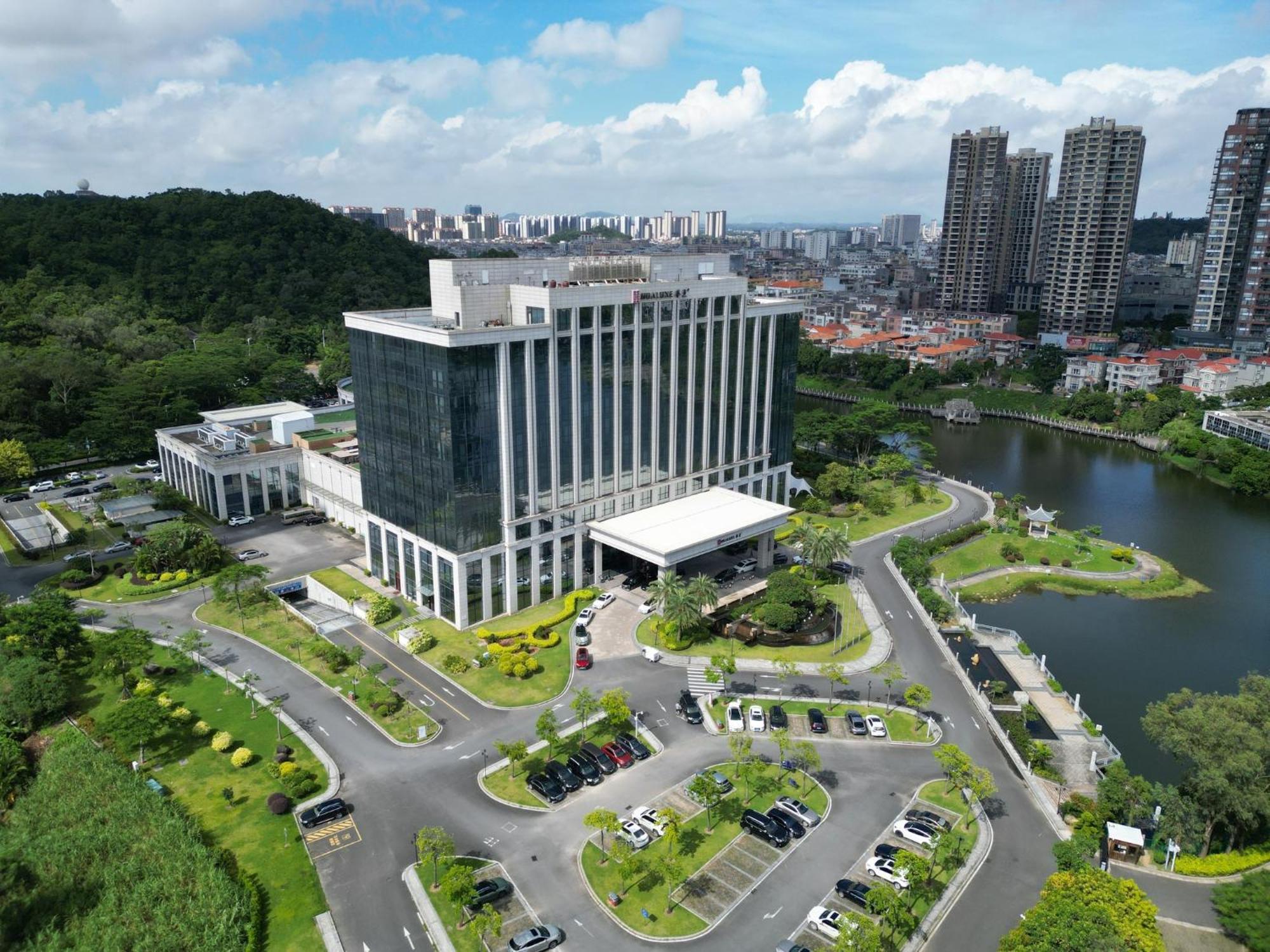 Hualuxe Yangjiang City Center Exteriér fotografie