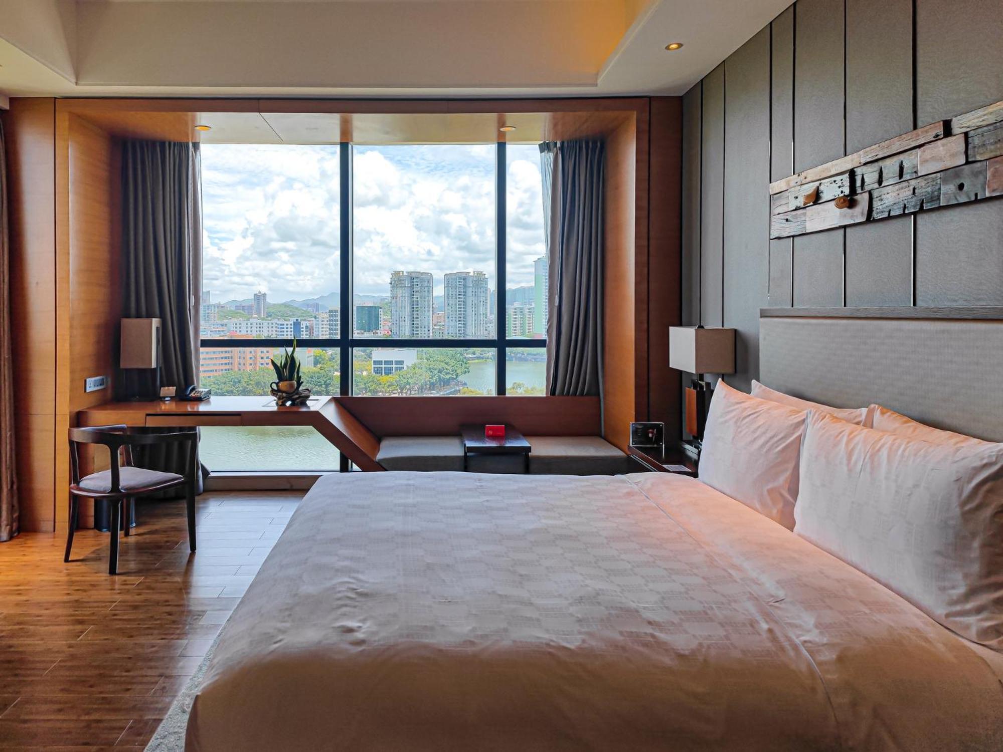 Hualuxe Yangjiang City Center Exteriér fotografie